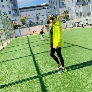 Meet your Posher, Niko